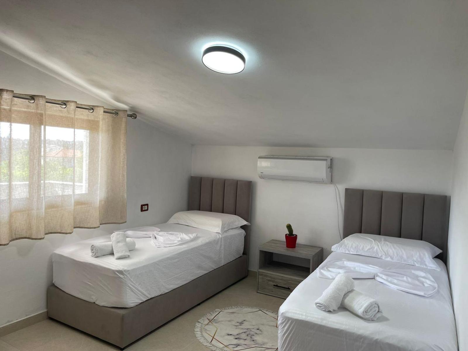 Prela'S Rooms Shkodër Екстериор снимка