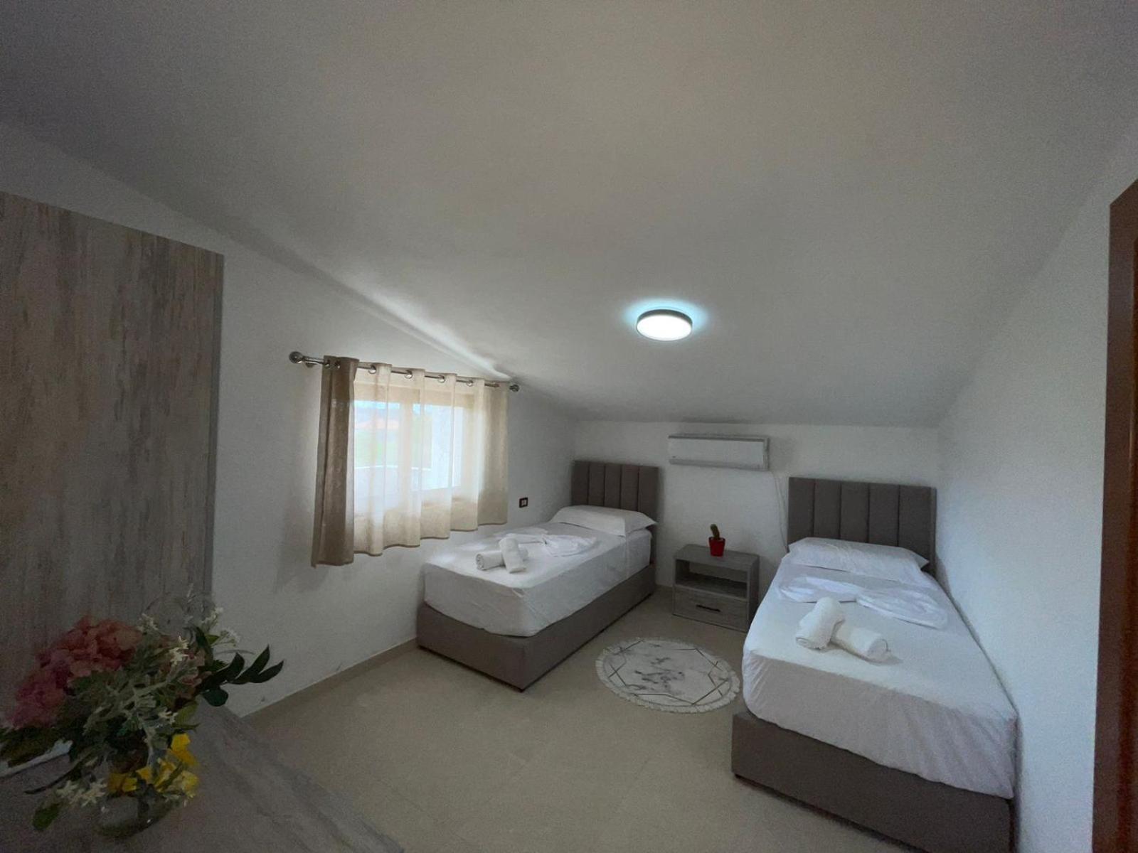 Prela'S Rooms Shkodër Екстериор снимка