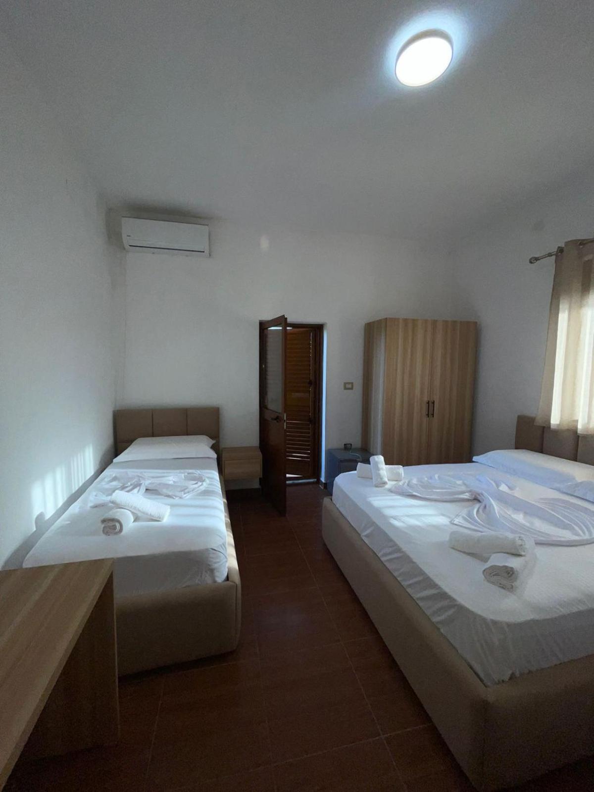 Prela'S Rooms Shkodër Екстериор снимка