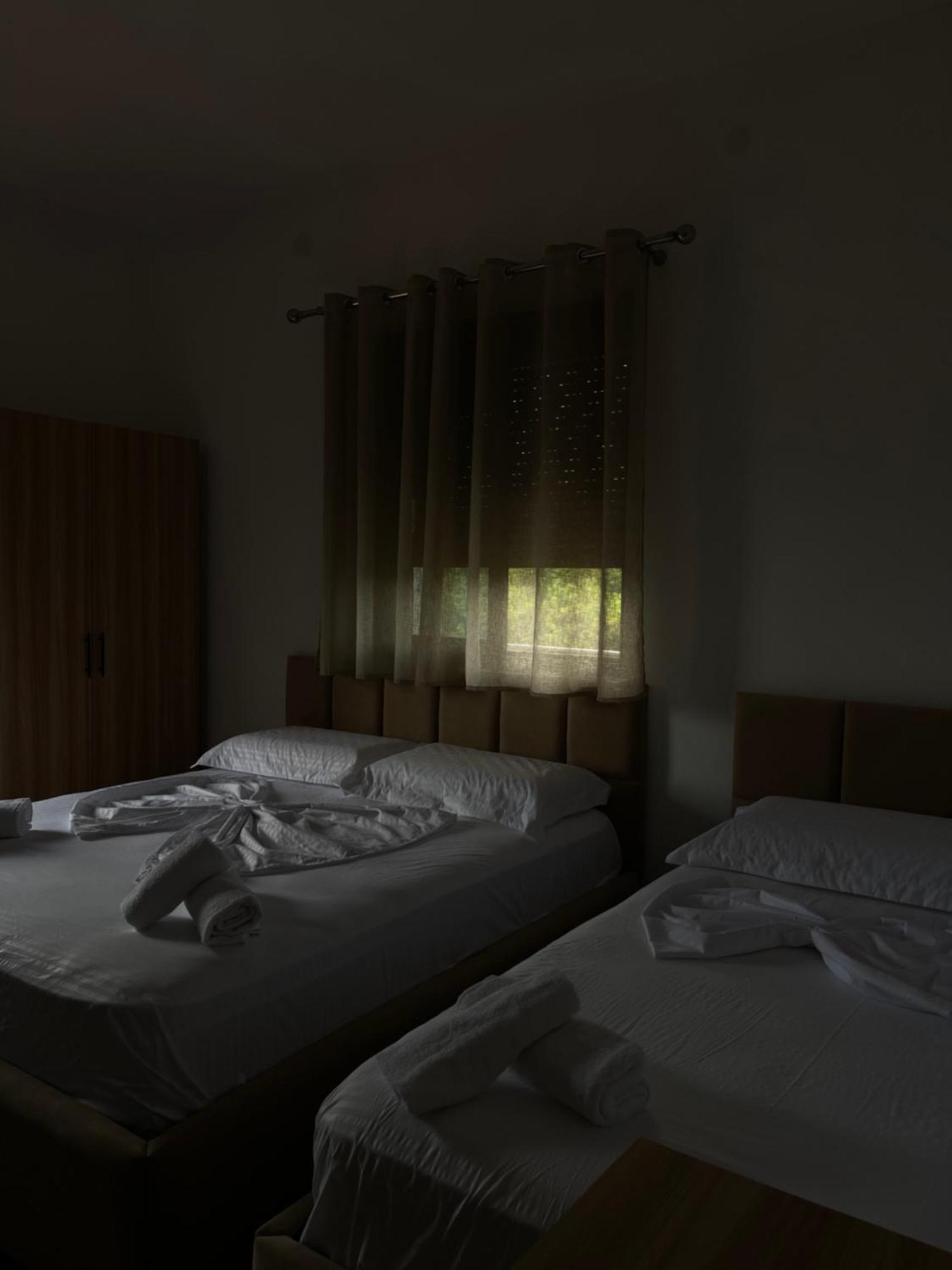 Prela'S Rooms Shkodër Екстериор снимка